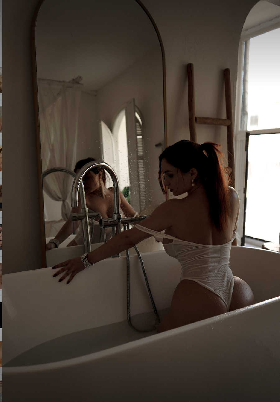 A playful frame from Miranda Faith nude — online in Guadalupe