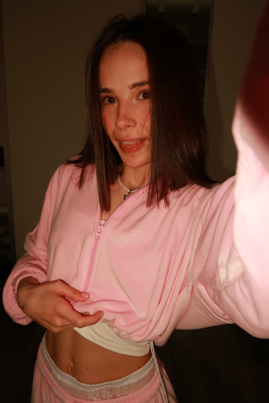 Tina brings the glow — live moments in Guadalupe